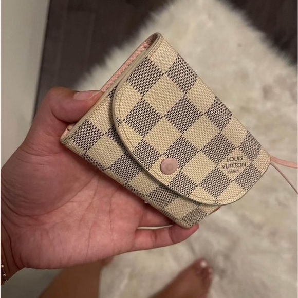 Louis Vuitton Mini Wallet - Picture 3 of 8